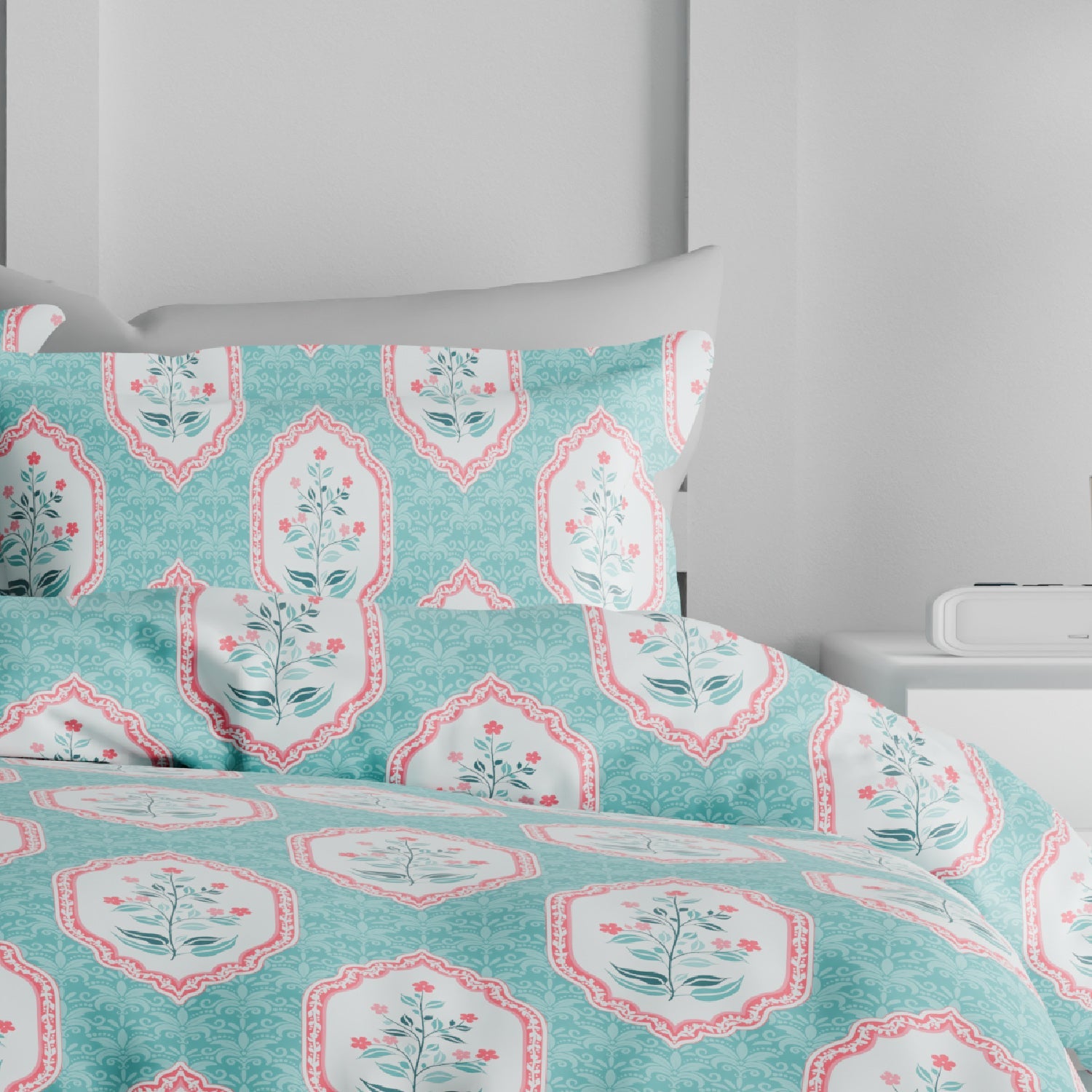 Comfort Collection, Classic | Printed King Bedsheet Set | 144 TC Cotton - Gold by Himeya