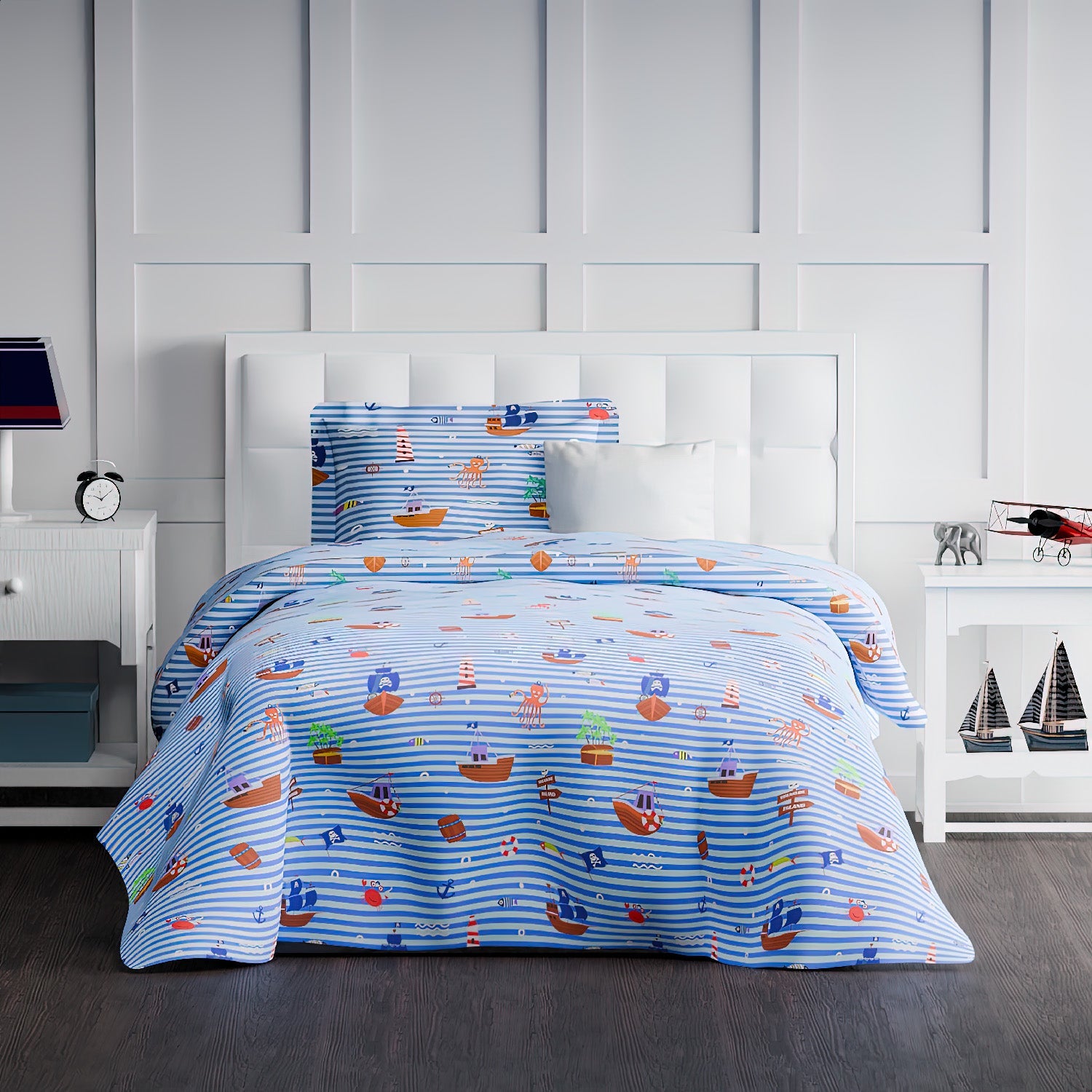 The Play Collection | Printed Double Bedsheet Set | 180 TC Cotton | Sea Pirate