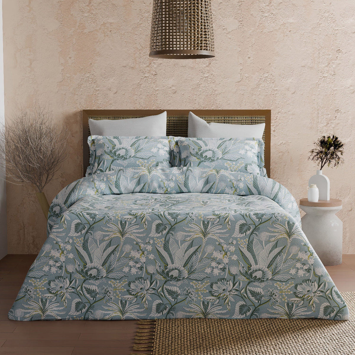 The Elite Collection | Printed King Bedsheet Set | 180 TC Cotton  | Serene Blue