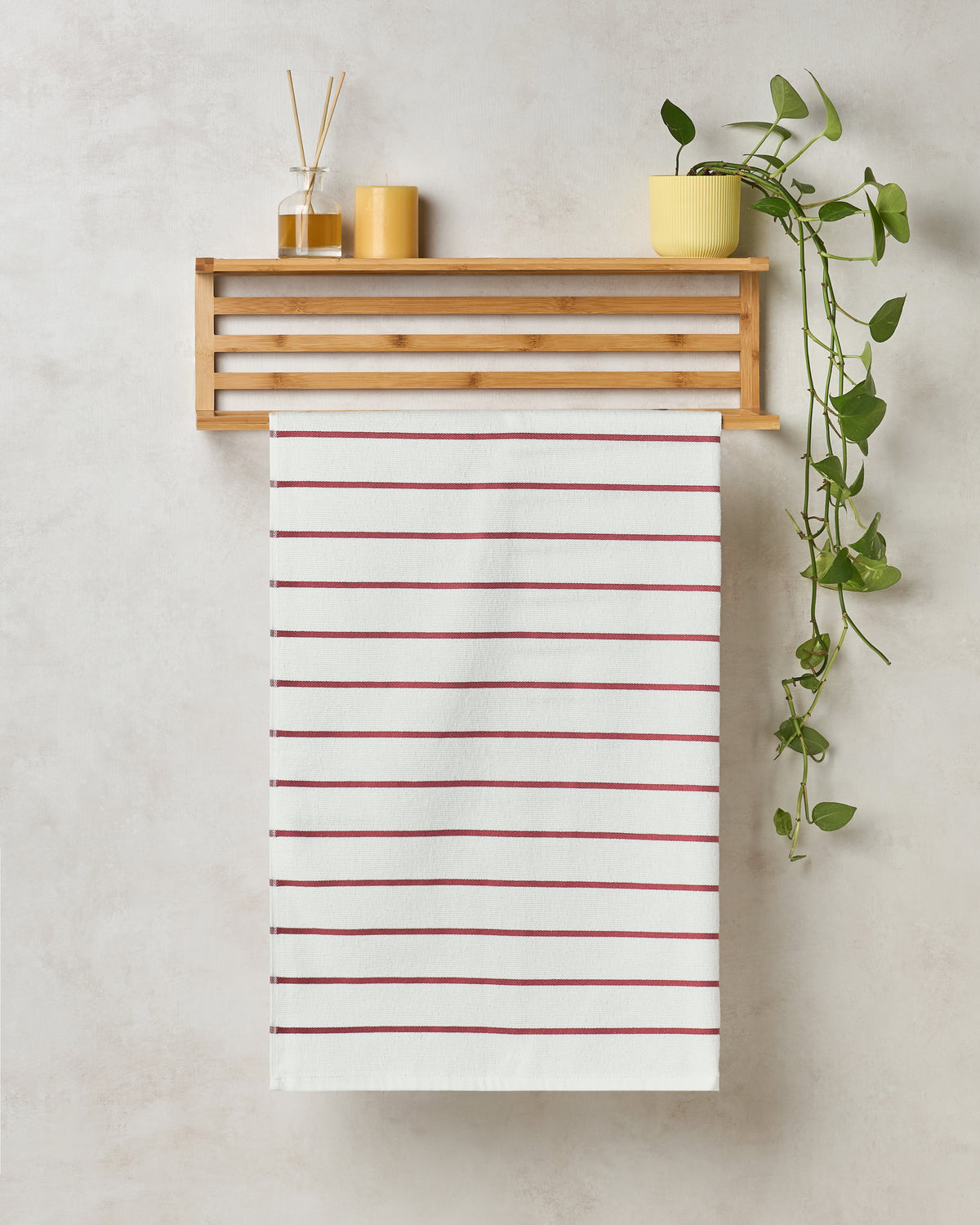 The Comfort Collection | Bath Towel | 300 GSM 100% Cotton | Chili Red