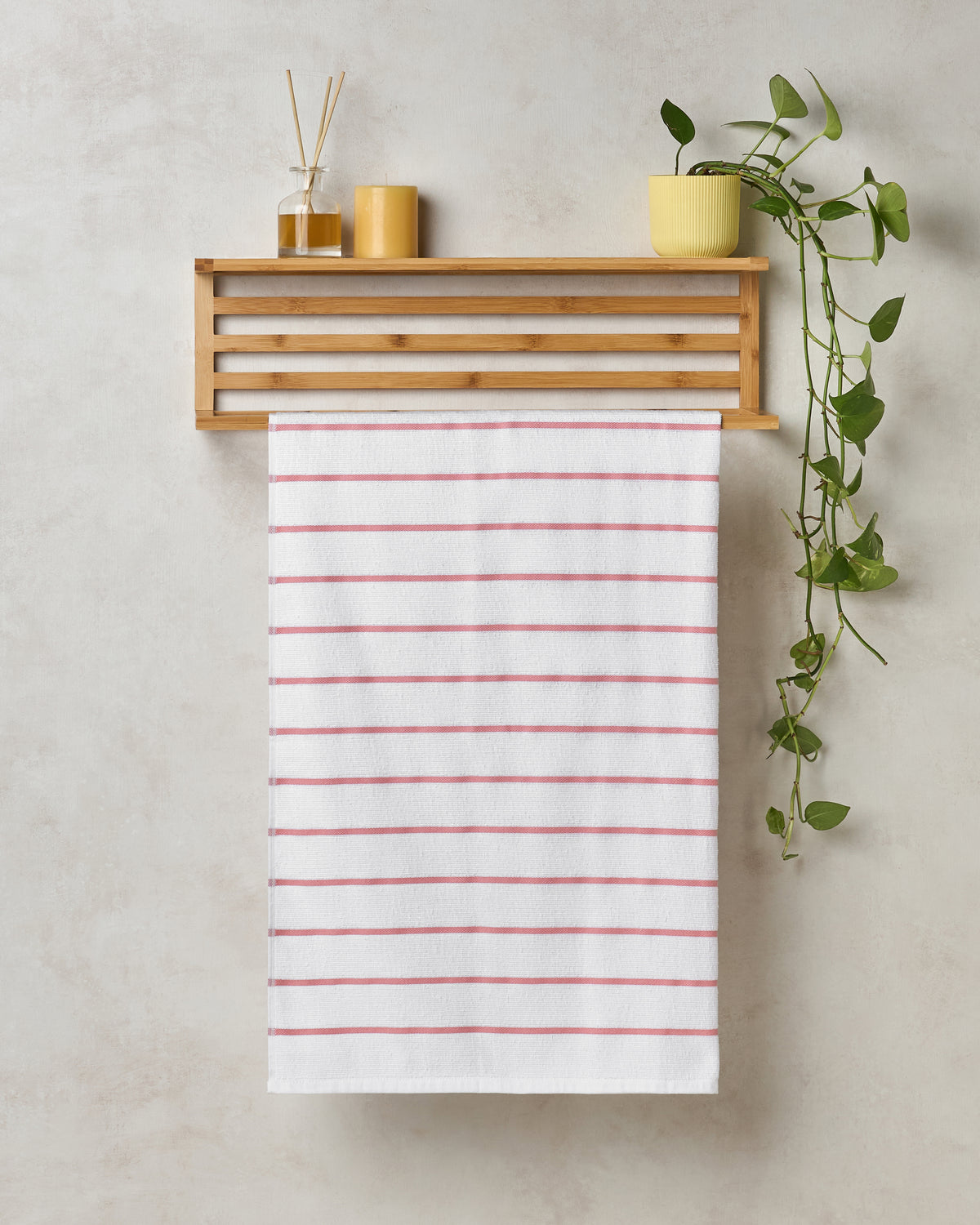 The Comfort Collection | Bath Towel | 300 GSM 100% Cotton | Flamingo Pink